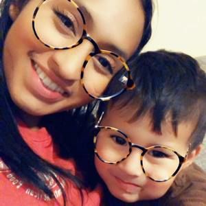 Meet your Posher, Elizabeth